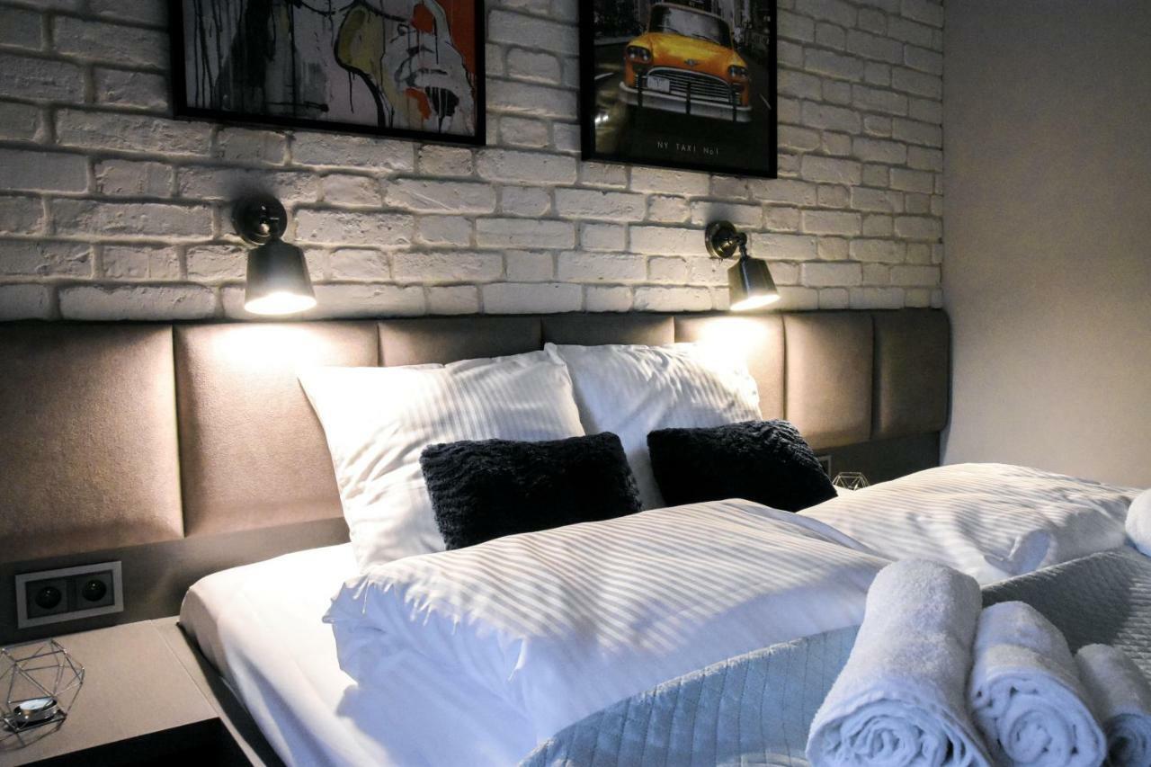 Your Private 5-Star Home In Katowice # 5-Minute Walk To Spodek, 10 Minutes To City Center Exterior photo